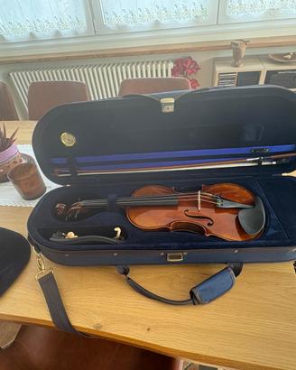 Violino 4/4  Modello Yibo Stradiv.