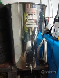 tutto per la vendemmia.  tutto per il vino