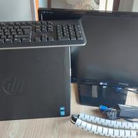 Computer monitor e tastiera