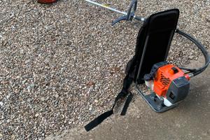 Decespugliatore Oleomac