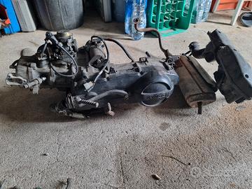 blocco motore kymko  125