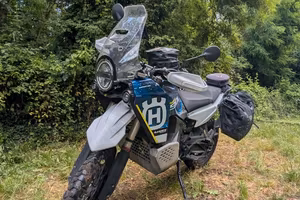 🏔️ Husqvarna Norden 901 Expedition – Full Optiona
