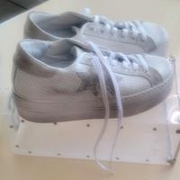 Sneakers brand 2STAR