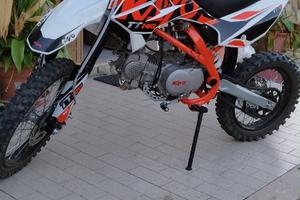 Moto cross