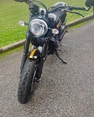 Ducati Scrambler 800cc