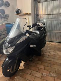 Yamaha majesty 400