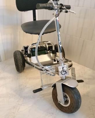 Scooter elettrico per anziani