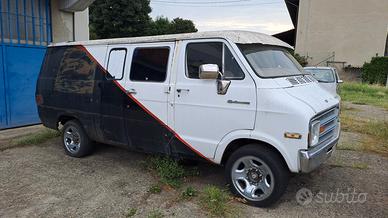 Dodge van da restaurare 