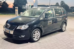 vw touran 7 posti 1.9 tdi DSG