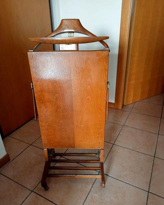 Servomuto Reguitti in legno