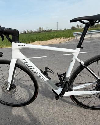 Wilier carbonio Shimano 105 disc bici corsa