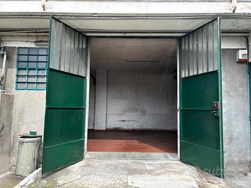 Magazzino / box mq 33 - Borgaretto (Beinasco)