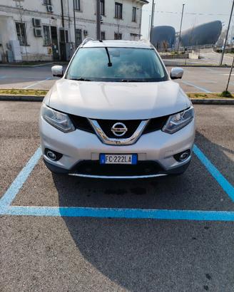 Nissan xtrail 