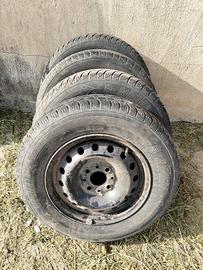 4 ruote con gomme invernali misura 155.80/13 per f