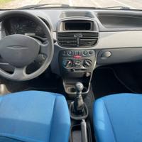 Fiat Punto 1.2 benzina OK NEOPATENTATI