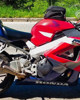 Honda CBR Fireblade 1000 RR (929) 2002