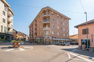 2 LOCALI A UBOLDO