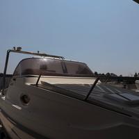 Barca A Motore Semicabinata E Accessoriata