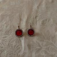 Orecchini rossi