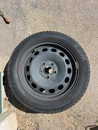 cerchi in ferro da 16 205/55 R16+ gomme pirelli