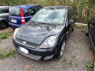 Ford Fiesta 1.4 TDCi 5p. Ghia