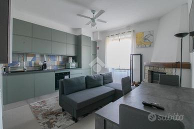 2 LOCALI A TOSCOLANO-MADERNO