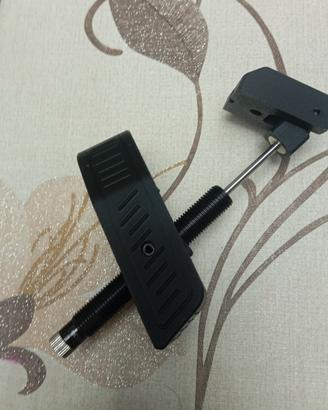 modifica pedaliera thrustmaster T598