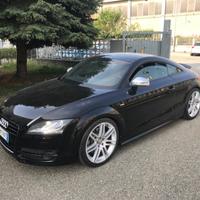 Audi TT Coupé 3.2 V6 quattro S tronic