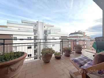 Appartamento ristrutturato con terrazzo e garage