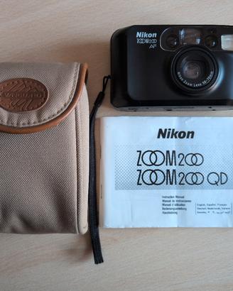 Nikon Zoom 200 AF fotocamera analogica vintage