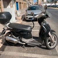 Aprilia Scarabeo 125 - 2012