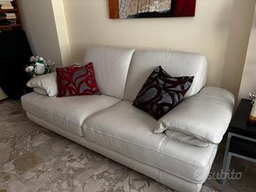 Divani in pelle