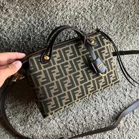 👜 Borsa Fendi donna NUOVA.