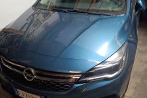 Auto Opel astra super acessioriata