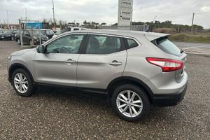Nissan Qashqai 1.5 dCi Visia
