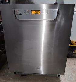 Lavastoviglie Miele PG 8056 U  inox
