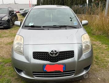 Toyota Yaris 1.4 D-4D 5 porte Sol