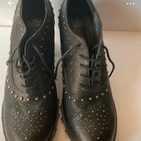 Scarpe con borchie n40 bellissime di pelle