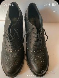 Scarpe con borchie n40 bellissime di pelle