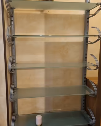 Libreria moderna in vetro satinato e metallo