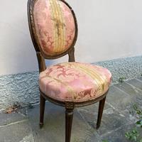 Sedia poltroncina imbottita legno decorato antica