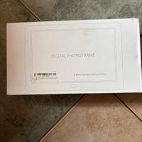 Cornice Digitale HD con Telecomando – Nuova