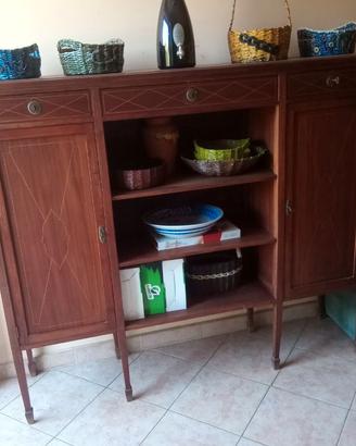 Mobile in legno