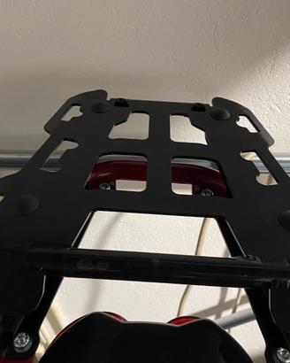 Piastra per bauletto mytech e/o Guzzi. V85 TTGuzzi