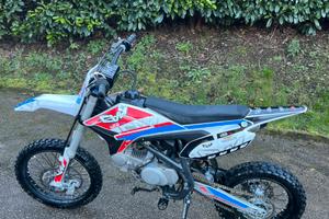 Pit bike usata Cvm 125