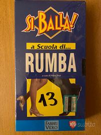 24 cassette in VHS lezioni di ballo