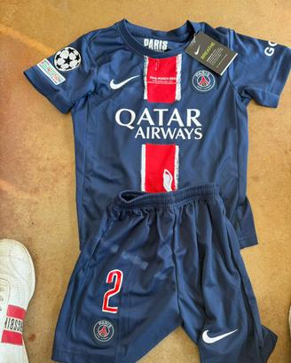 Completo originale della finale di ucl 2025 psg