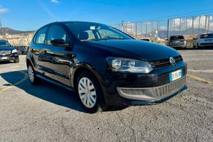 VOLKSWAGEN POLO 1.6 TDI 90 CV *NEOPATENTATI*
