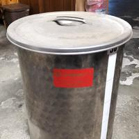 contenitore inox per vino con galleggiante olio