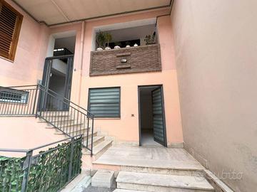 Immobile di 60 m² a Palma Campania